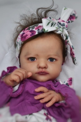 Mila by Gudrun Legler